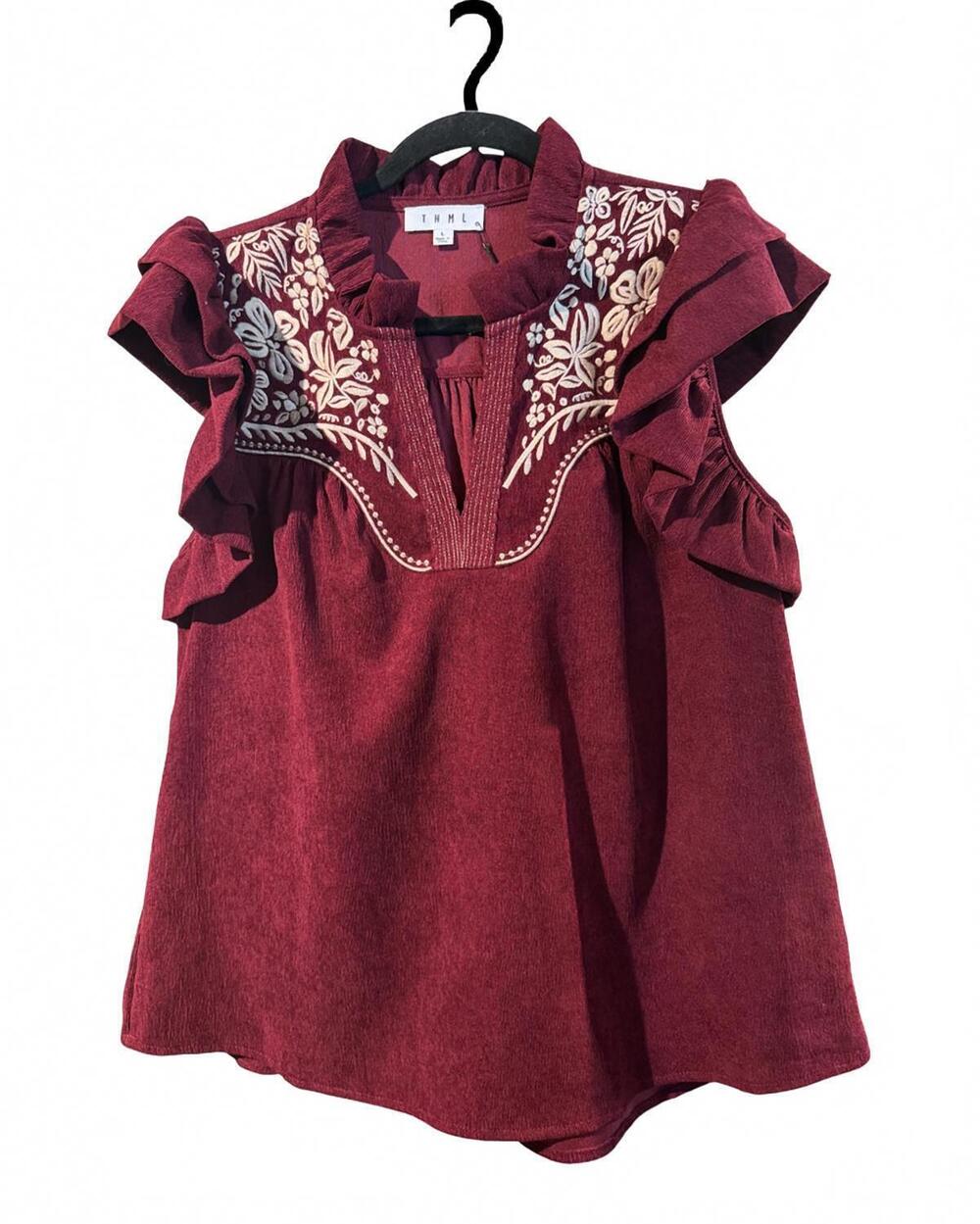 NEW THML women's flutter sleeve v-neck blouse in burgundy